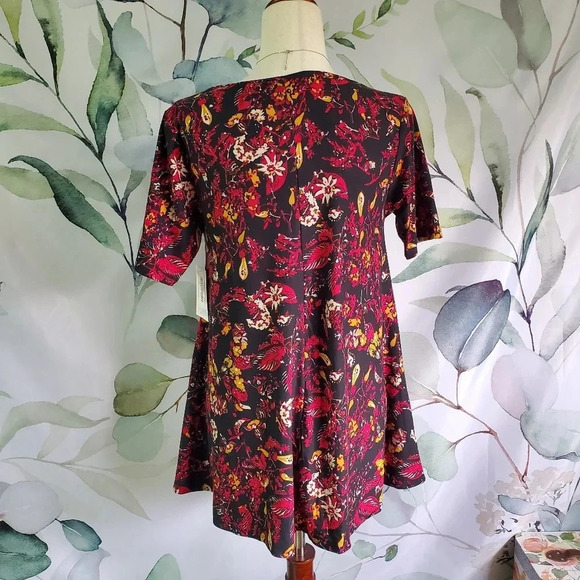 LULAROE | Perfect T in Dark Floral sz XS - Picture 4 of 6